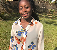 Beri Bari Tracey Headshot (3)_edited.jpg